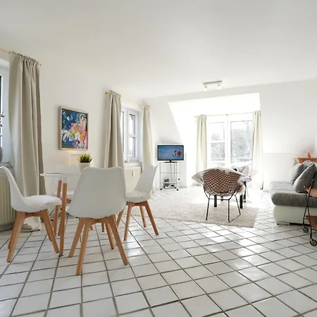 Wohldstr 11 Wohldstr 11 4 *