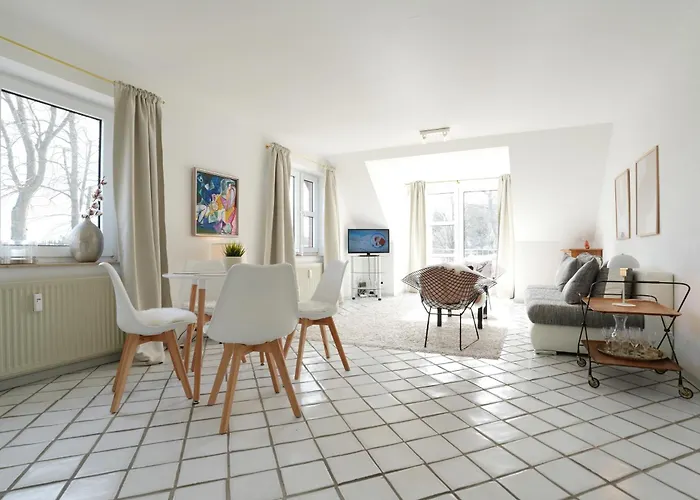 Wohldstr 11 Wohldstr 11 4 *